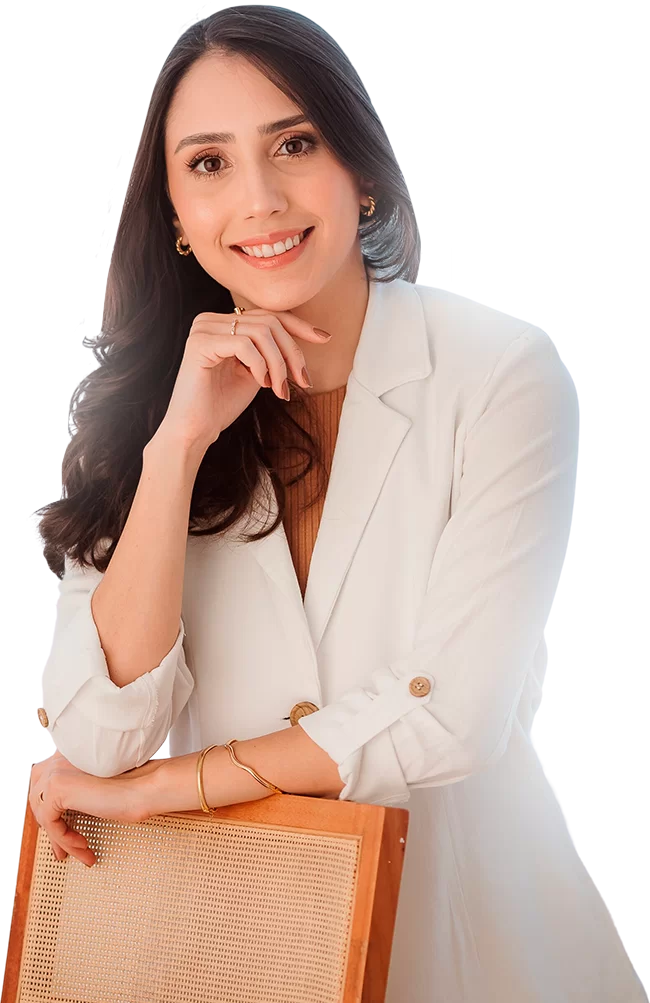 Caroline Leonel realizando avaliação neuropsicológica infantil em Goiânia